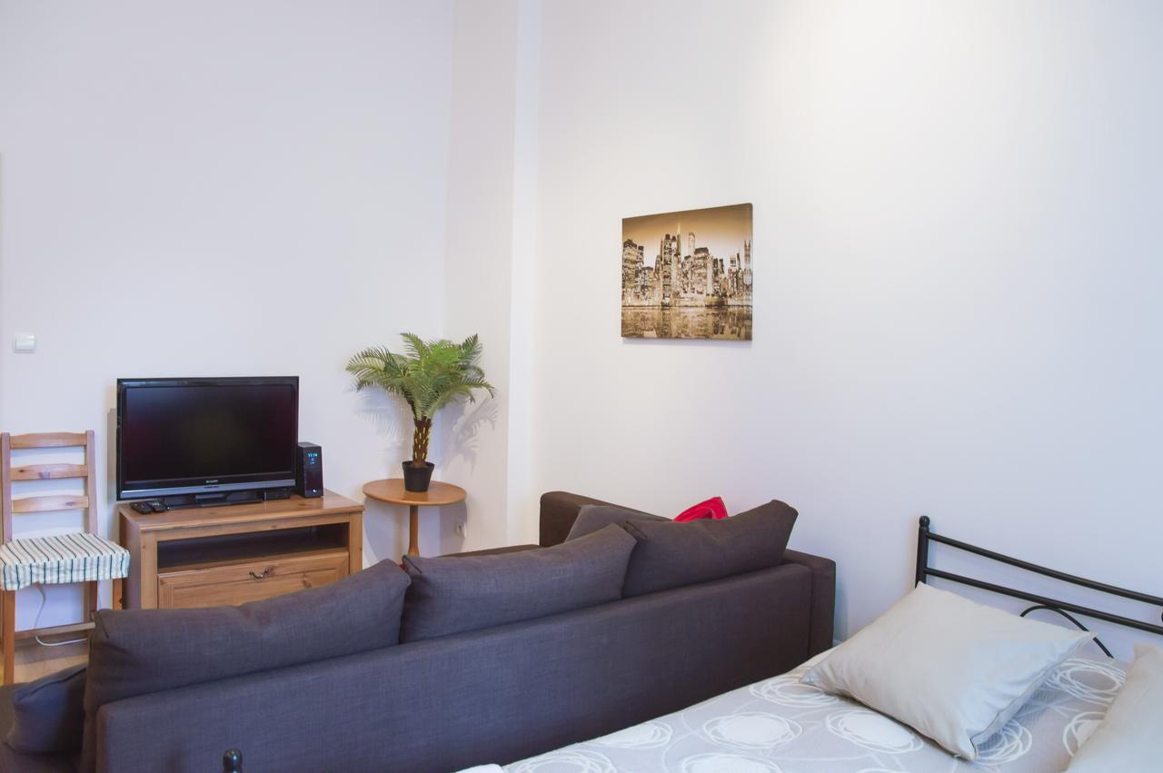 Modern Apartments Opatovicka — Photos 2